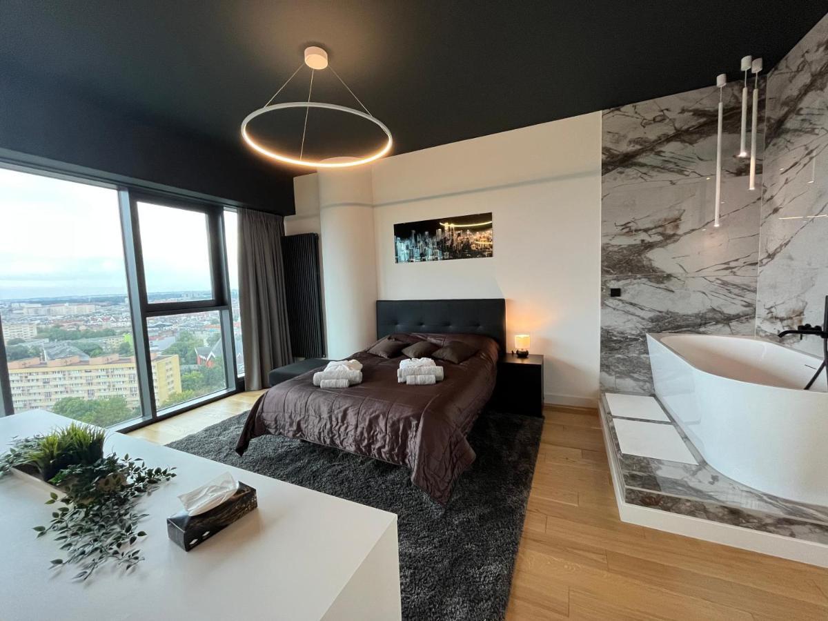 Hanza Tower - Luxurious Apartment 60M2 - 15Th Floor City View Štetín Exteriér fotografie