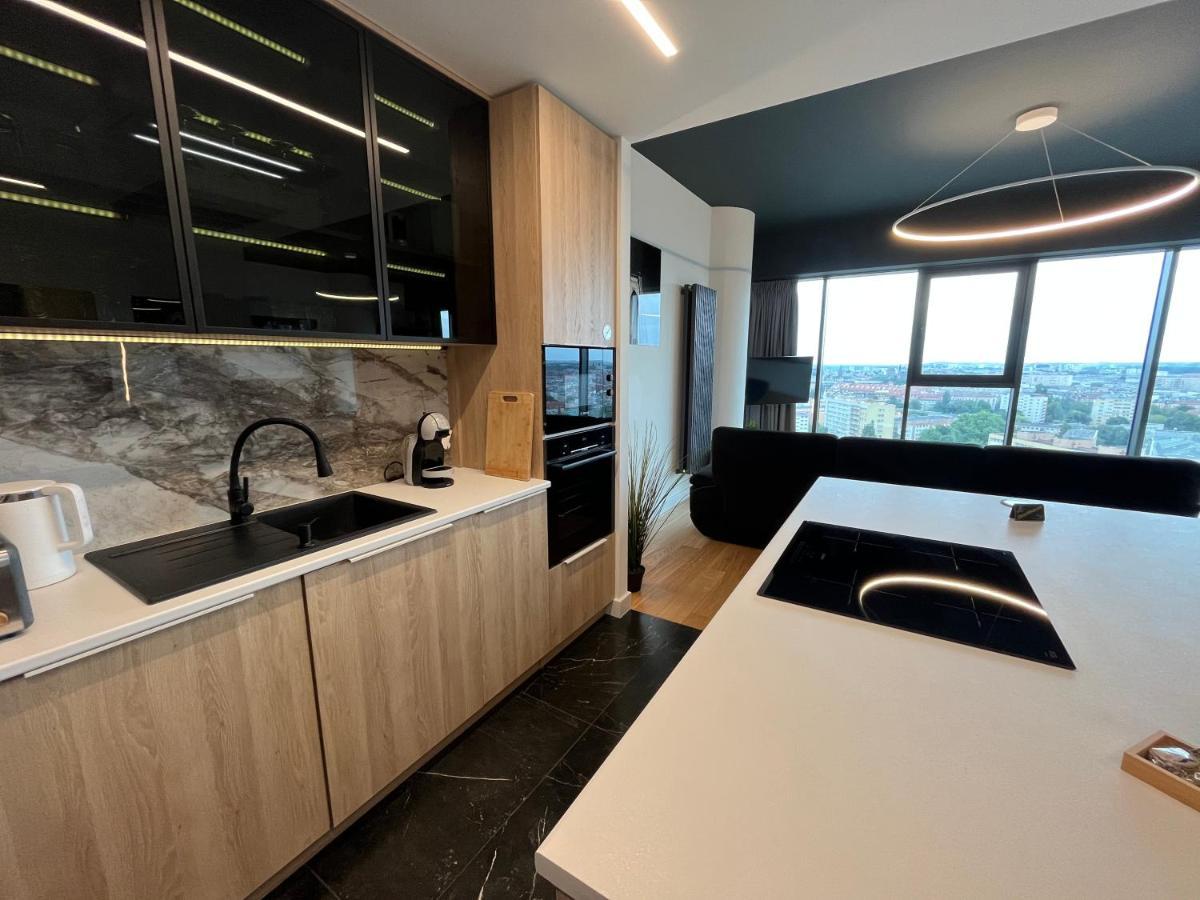 Hanza Tower - Luxurious Apartment 60M2 - 15Th Floor City View Štetín Exteriér fotografie